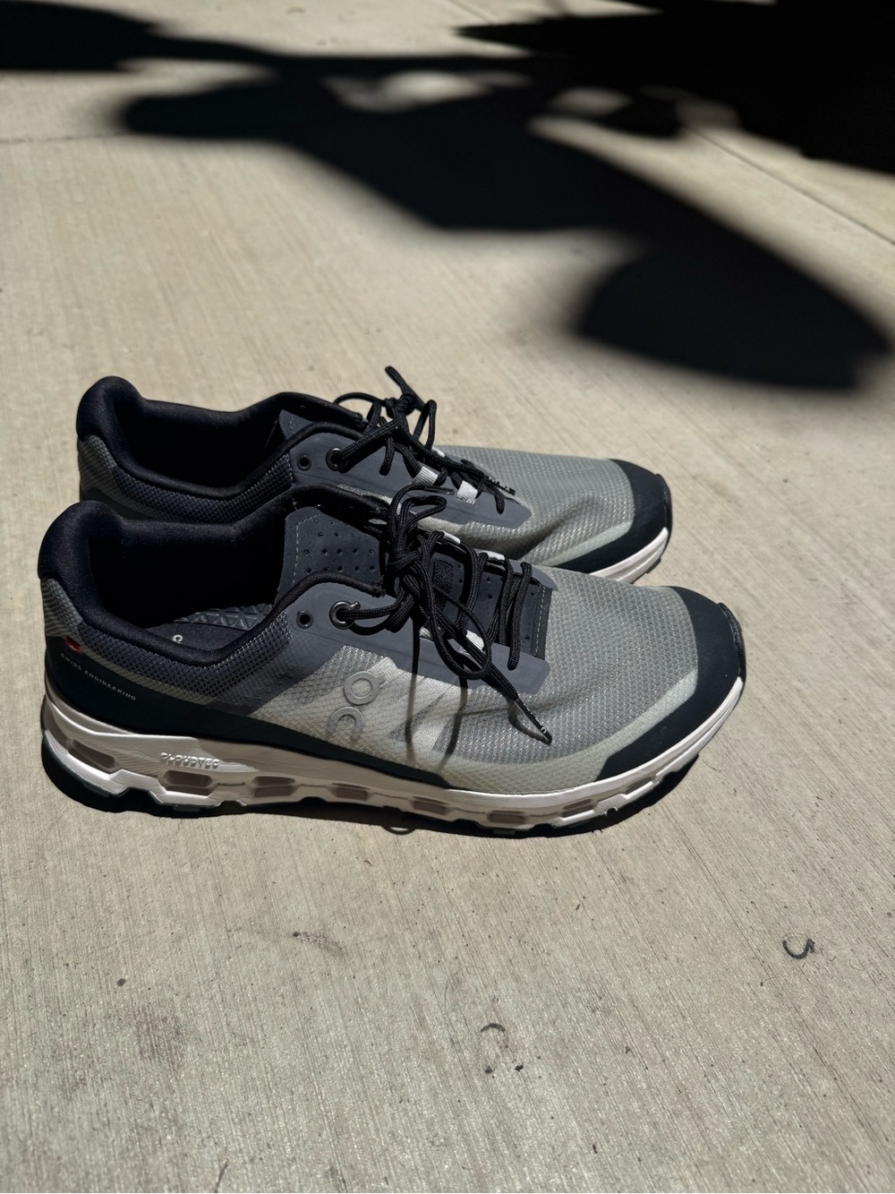 Women’s On Cloud Cloudvista Shoes Size